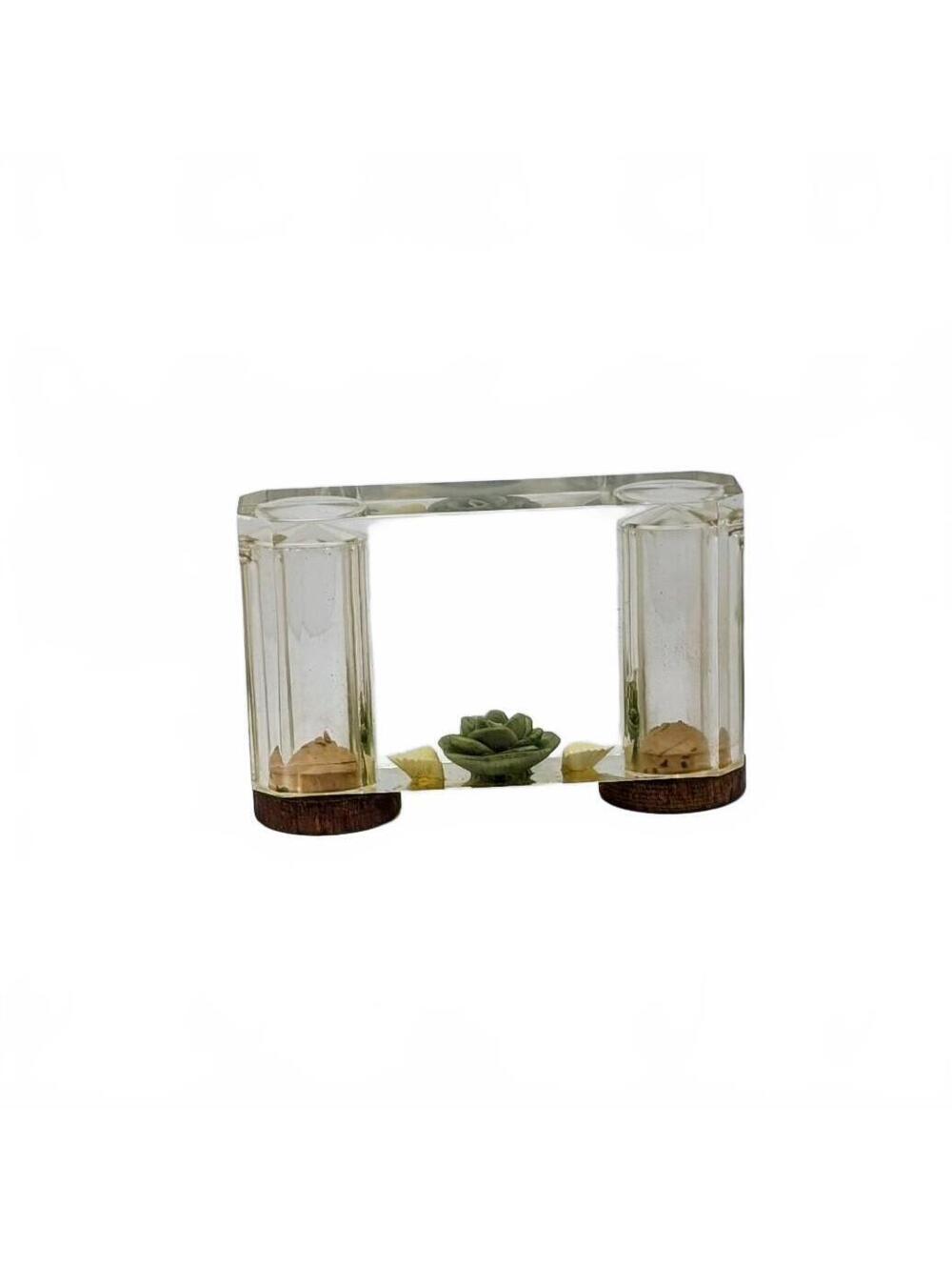 Jane Art Products Lucite Salt & Pepper Shaker